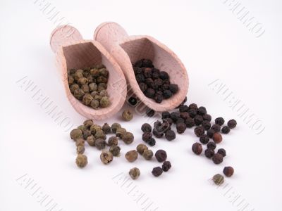 black and green pepper