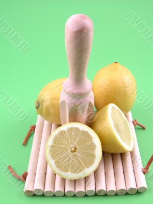 lemon squeezer