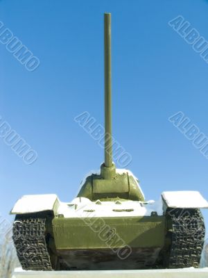 tank T34 monument