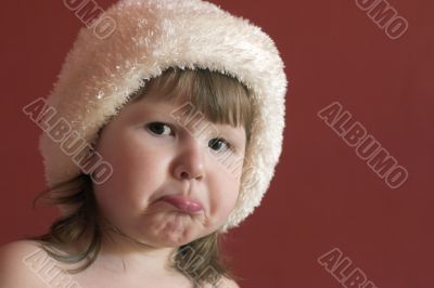 Sap little girl in hat