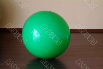 green ball