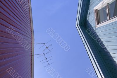 alley looking up