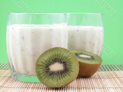 kiwi smoothie