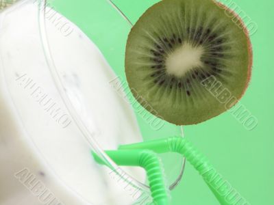 kiwi smoothie