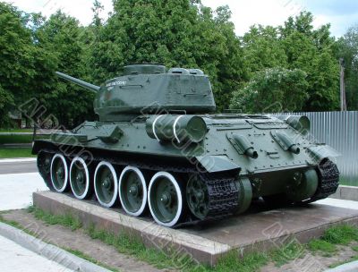 Real Soviet WW2 Tank T-34