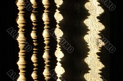 Shadow of window d?cor in buddhist temple
