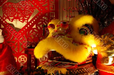 Chinese dragon and scissor cut artworks