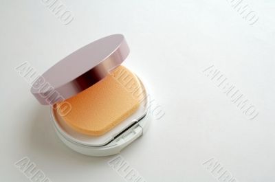 The facepowder, vanity case