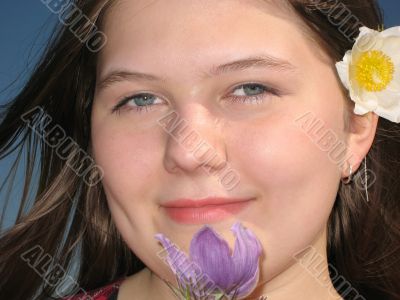Girl with the flower