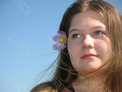 Girl with the flower