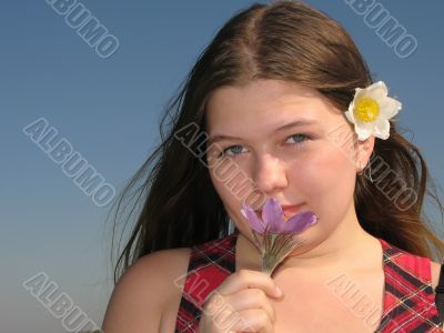 Girl with the flower