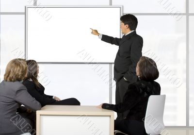 corporate online trainning - man presenting