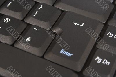 black enter key - focus on arrow
