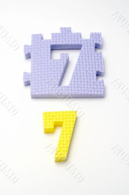 Puzzle colorful numbers