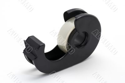 Tape dispenser