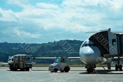 Maintenance of aircraft in the airport