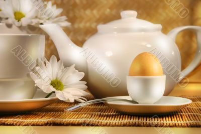 Sunny morning breakfast