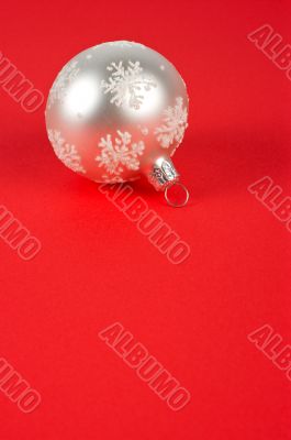 One white Christmas ball