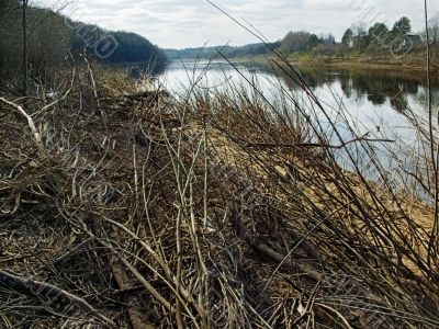 river after ice drift