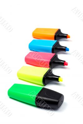 Coloured labellers