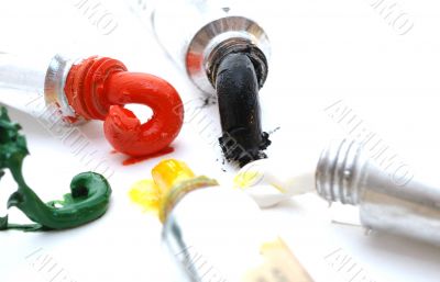 Tube oil