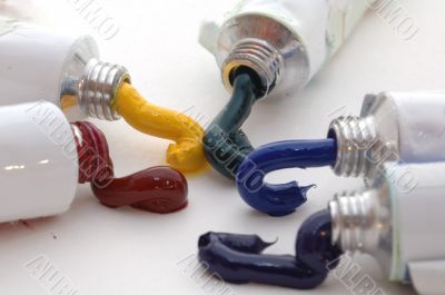 Tube oil