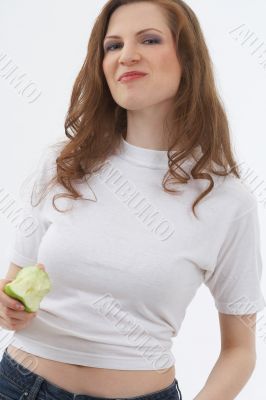 eating a green apple