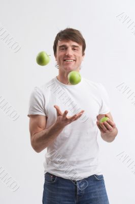 playng with apples