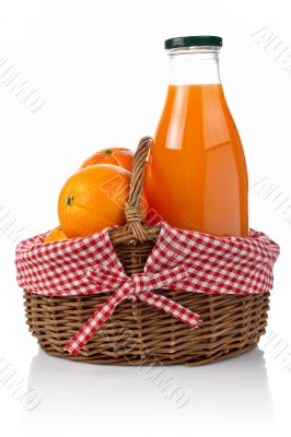 Oranges and fresh juice