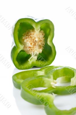 Green pepper slices