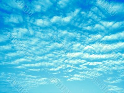 clouds in the blue sky