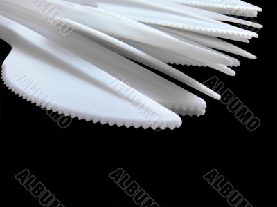 Plastic knives