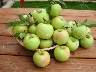 Green apples
