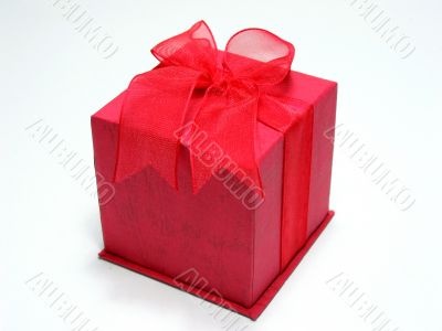 Gift box in red, isolated
