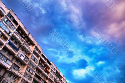 vanilla city skies before the storm