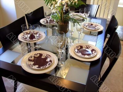 Dinning Room Table