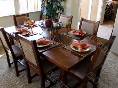 Dinning Room Table
