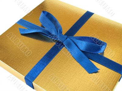 Gold gift box - 3