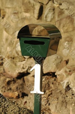 mailbox numero uno