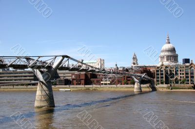 St Pauls and Millennium Bridge