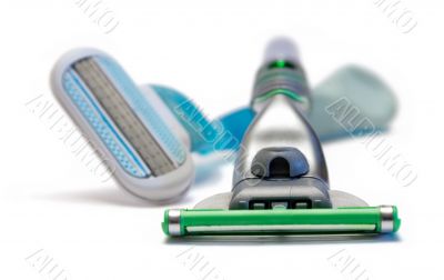 His and Her Shaving Razor