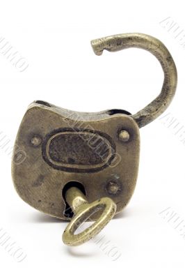 Open Padlock - Gold