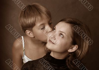 Portrait of the niece and the aunt