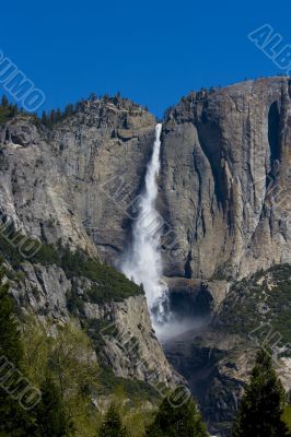 Yosemite Water Falls