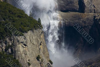 Yosemite Water Falls