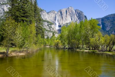 Yosemite Water Falls