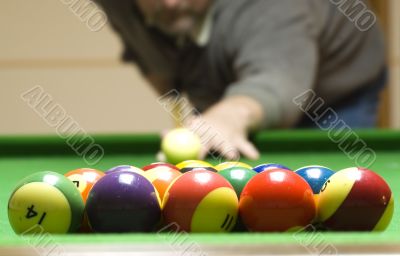 shooting pool