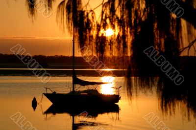 Golden Morning Yacht