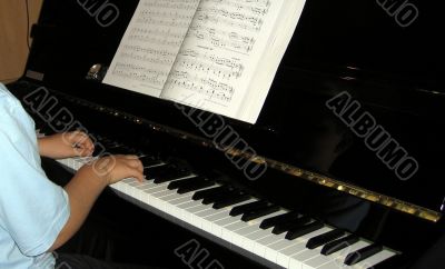 of Hands of a pianist