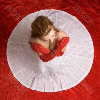 white circle